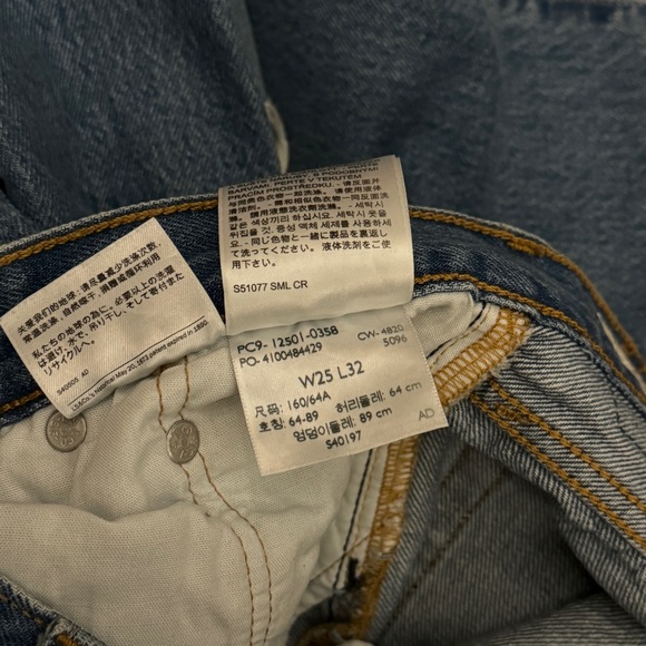 Levi’s 501 Original Distressed Denim Jeans Athens Crown Holes - Picture 6 of 16